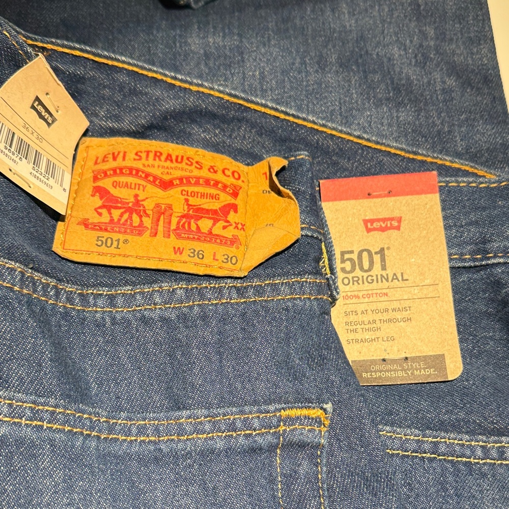 Levi's Men's Classic Indigo Straight Jeans